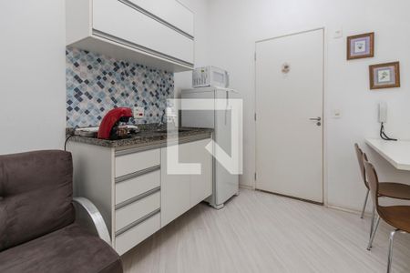 Sala/ Cozinha de apartamento à venda com 1 quarto, 38m² em Santo Amaro, São Paulo