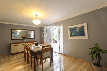 Sala de Jantar de casa à venda com 3 quartos, 200m² em São Lucas, São Paulo