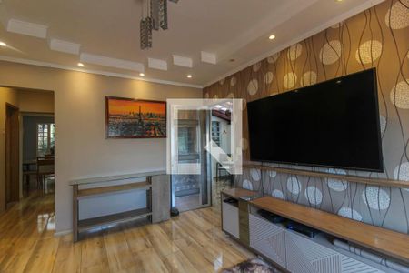 Sala de casa à venda com 3 quartos, 200m² em São Lucas, São Paulo