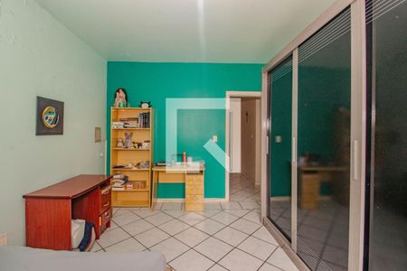 Quarto 1 de casa à venda com 3 quartos, 170m² em Floresta, Porto Alegre