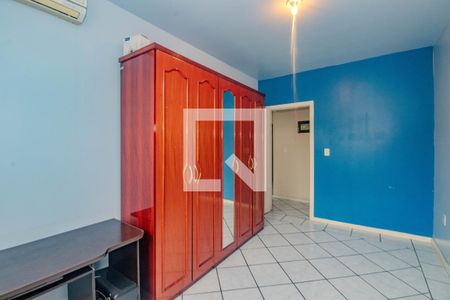 Quarto 2 de casa à venda com 3 quartos, 170m² em Floresta, Porto Alegre