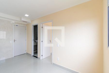 Sala de apartamento para alugar com 2 quartos, 32m² em Quinta da Paineira, São Paulo