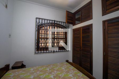 Quarto 1 de casa à venda com 3 quartos, 90m² em Brás de Pina, Rio de Janeiro