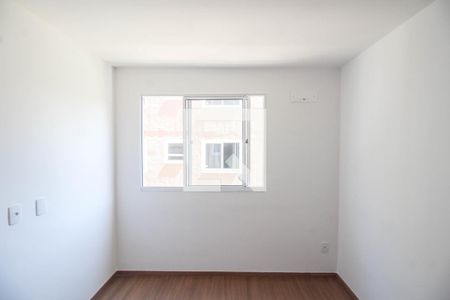Quarto 2 de apartamento para alugar com 2 quartos, 47m² em Jardim Alvorada, Nova Iguaçu