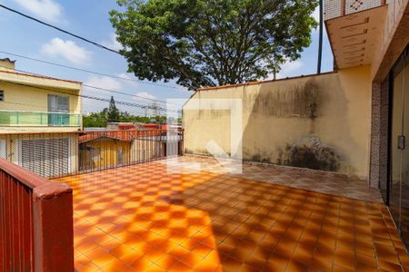 Terraço de casa à venda com 3 quartos, 181m² em Vila Cleonice, São Paulo