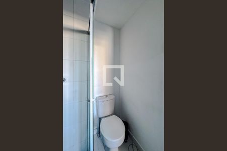 Banheiro de kitnet/studio para alugar com 1 quarto, 19m² em Brás, São Paulo