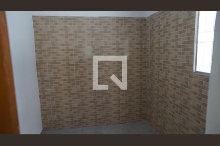 Quarto de casa para alugar com 1 quarto, 38m² em Vila Itapoan, Guarulhos