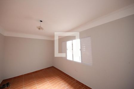 Quarto de casa à venda com 4 quartos, 200m² em Vila Carrão, São Paulo