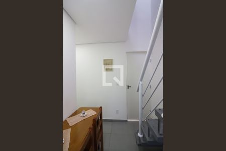 Sala/Cozinha de kitnet/studio para alugar com 1 quarto, 22m² em Conjunto Habitacional Franchini, São Bernardo do Campo