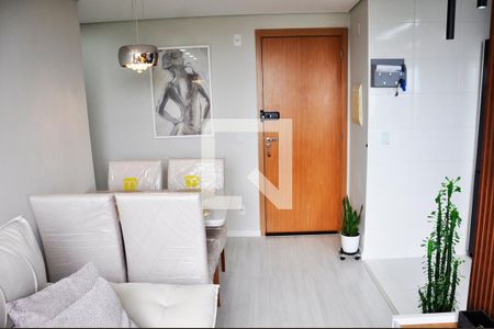 Detalhe - Sala e Sala de Jantar de apartamento à venda com 2 quartos, 44m² em Jardim Iris, São Paulo