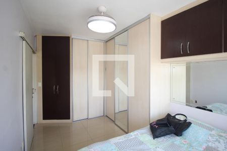 Quarto 1 de apartamento à venda com 2 quartos, 58m² em Rubem Berta, Porto Alegre