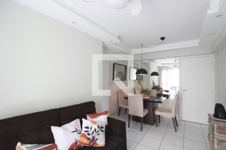 Sala de apartamento para alugar com 2 quartos, 56m² em Pechincha, Rio de Janeiro