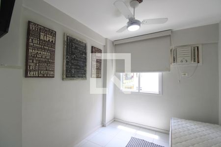 Quarto  de apartamento para alugar com 2 quartos, 56m² em Pechincha, Rio de Janeiro