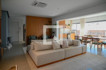 Sala de apartamento à venda com 3 quartos, 132m² em Vila Gumercindo, São Paulo