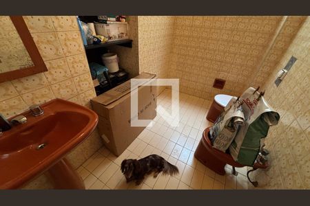 Banheiro de casa à venda com 2 quartos, 175m² em Vila Eldizia, Santo André