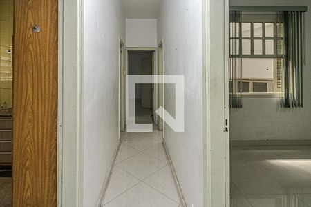 corredor para os cômodos_1 de casa para alugar com 3 quartos, 224m² em Cursino, São Paulo