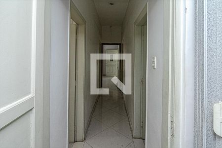 corredor para os cômodos_2 de casa para alugar com 3 quartos, 224m² em Cursino, São Paulo