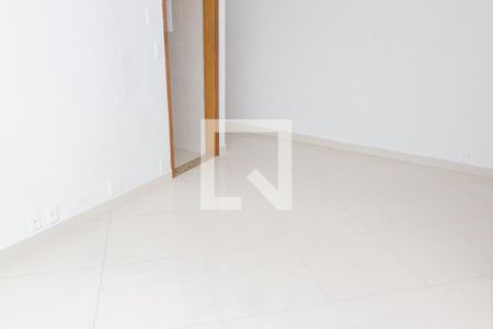 Sala de apartamento para alugar com 2 quartos, 50m² em Campo Grande, Rio de Janeiro