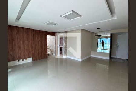 Sala de apartamento para alugar com 4 quartos, 143m² em Recreio dos Bandeirantes, Rio de Janeiro