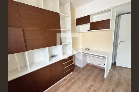 Quarto 1 de apartamento para alugar com 4 quartos, 143m² em Recreio dos Bandeirantes, Rio de Janeiro