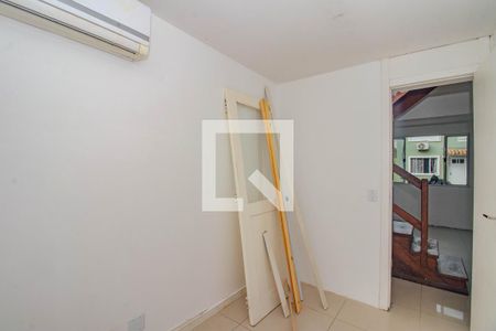 Quarto 1 de casa de condomínio para alugar com 3 quartos, 101m² em Sarandi, Porto Alegre