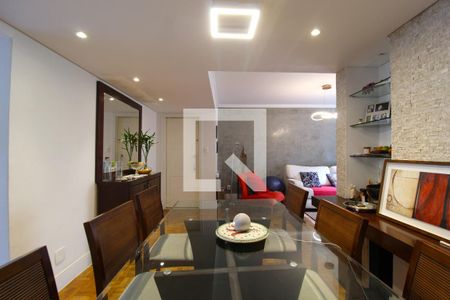 Sala de apartamento à venda com 3 quartos, 93m² em Moema, São Paulo