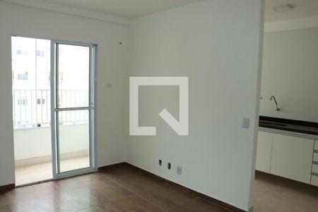Apartamento para alugar com 2 quartos, 58m² em Cemucam, Cotia