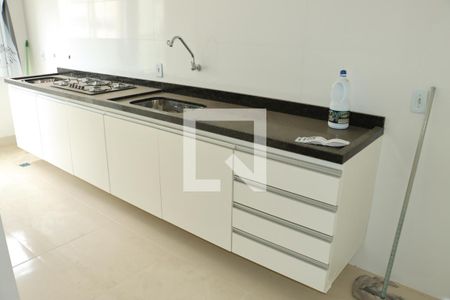 Apartamento para alugar com 2 quartos, 58m² em Cemucam, Cotia