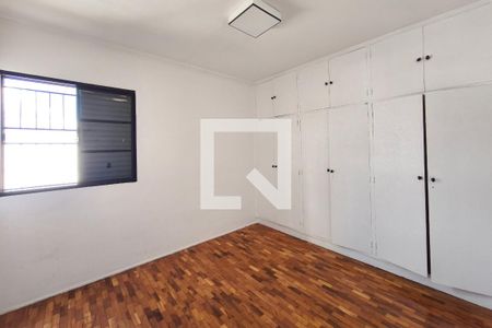 Quarto 1 de apartamento para alugar com 2 quartos, 67m² em Parque Industrial, Campinas