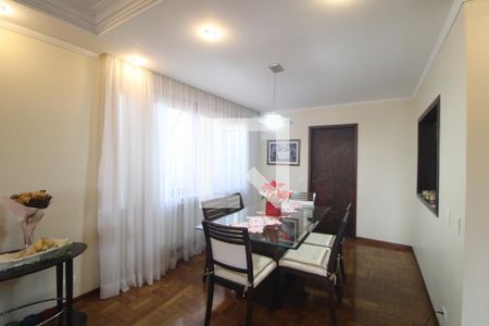 Sala de casa à venda com 3 quartos, 399m² em Jardim Santa Helena, São Paulo