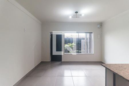 Sala/Cozinha de casa para alugar com 2 quartos, 65m² em Vl. Santista, Mogi das Cruzes