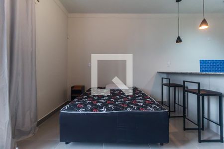 Quarto/Cozinha de kitnet/studio para alugar com 1 quarto, 27m² em Vl. Santista, Mogi das Cruzes