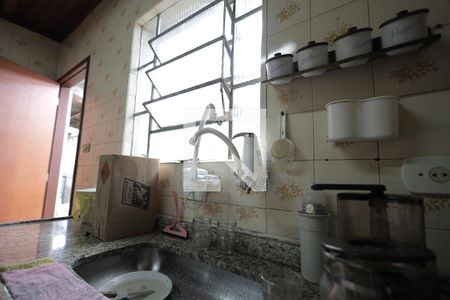 Cozinha de casa à venda com 2 quartos, 128m² em Jardim Santo Alberto, Santo André