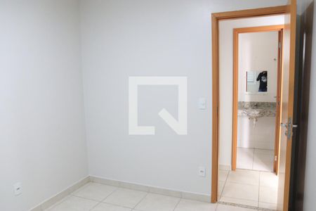 Quarto de apartamento para alugar com 2 quartos, 62m² em Setor Goiania Dois, Goiânia