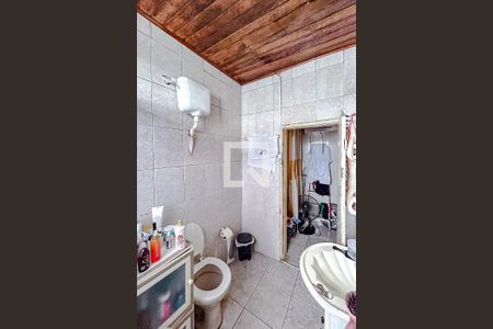 Banheiro de casa à venda com 2 quartos, 150m² em Vila Carlos de Campos, São Paulo