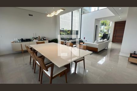 Sala de casa de condomínio à venda com 4 quartos, 343m² em Residencial Burle Marx, Santana de Parnaíba