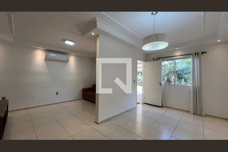Casa de Condomínio para alugar com 3 quartos, 188m² em Bloco, Campinas