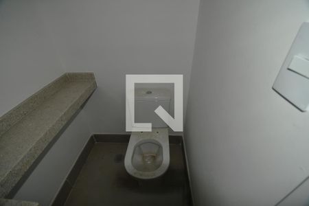 Lavabo de apartamento para alugar com 3 quartos, 126m² em Cambuí, Campinas