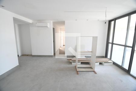 Sala de apartamento para alugar com 3 quartos, 126m² em Cambuí, Campinas