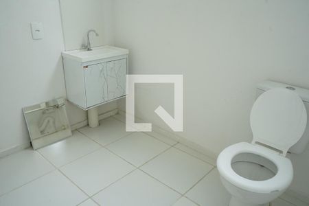 Banheiro de apartamento para alugar com 1 quarto, 42m² em Penha de França, São Paulo