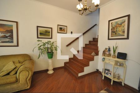 Sala de casa à venda com 3 quartos, 286m² em Vila Paiva, São Paulo