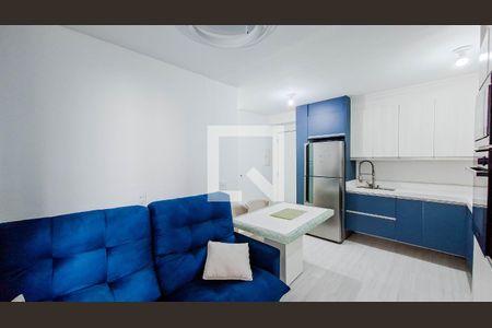 Sala/Cozinha de apartamento à venda com 2 quartos, 32m² em Vila das Bandeiras, Guarulhos