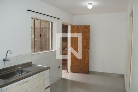 Casa para alugar com 2 quartos, 48m² em Jardim Sao Francisco, Embu das Artes