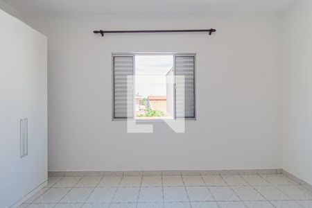 Quarto 1 de casa para alugar com 2 quartos, 80m² em Jardim Gonzaga, São Paulo