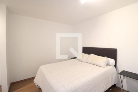 Suíte de apartamento à venda com 3 quartos, 75m² em Jardim Anhanguera, São Paulo