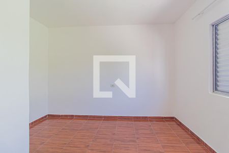 Quarto 2 de casa para alugar com 2 quartos, 120m² em Jardim Gonzaga, São Paulo