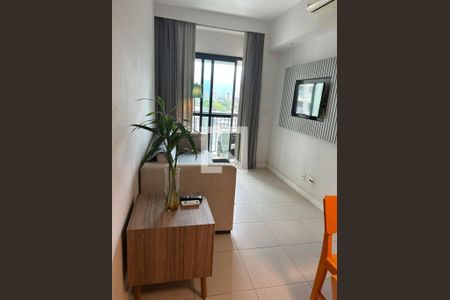 Sala de apartamento para alugar com 1 quarto, 40m² em Jacarepaguá, Rio de Janeiro