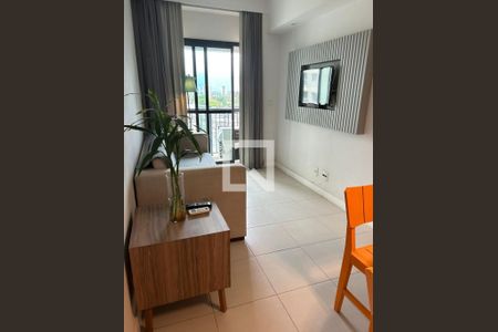 Sala de apartamento para alugar com 1 quarto, 40m² em Jacarepaguá, Rio de Janeiro