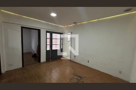 Sala de casa para alugar com 2 quartos, 120m² em Parque das Nações, Santo André