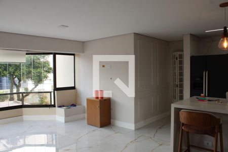 Sala de apartamento à venda com 2 quartos, 114m² em Vila Dom Pedro I, São Paulo